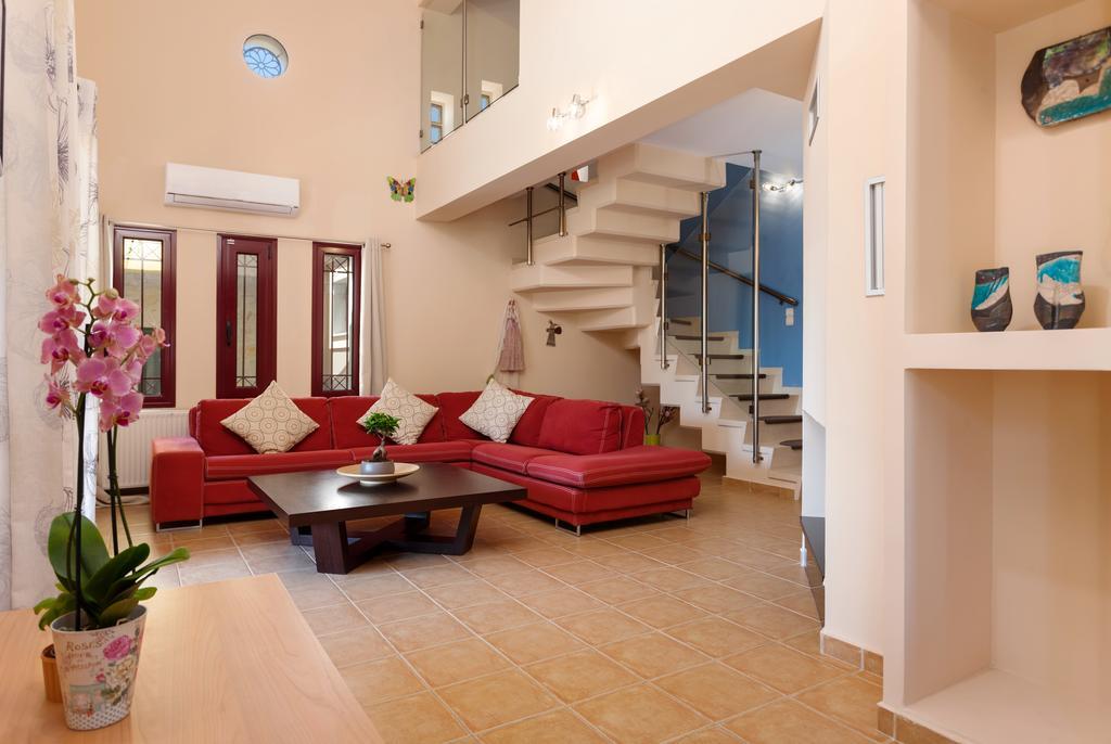 Evalexia Villa - Luxury Villa With Private Pool Near Laganas Perfect For Groups By Villa Mana Gers Kalamákion Esterno foto